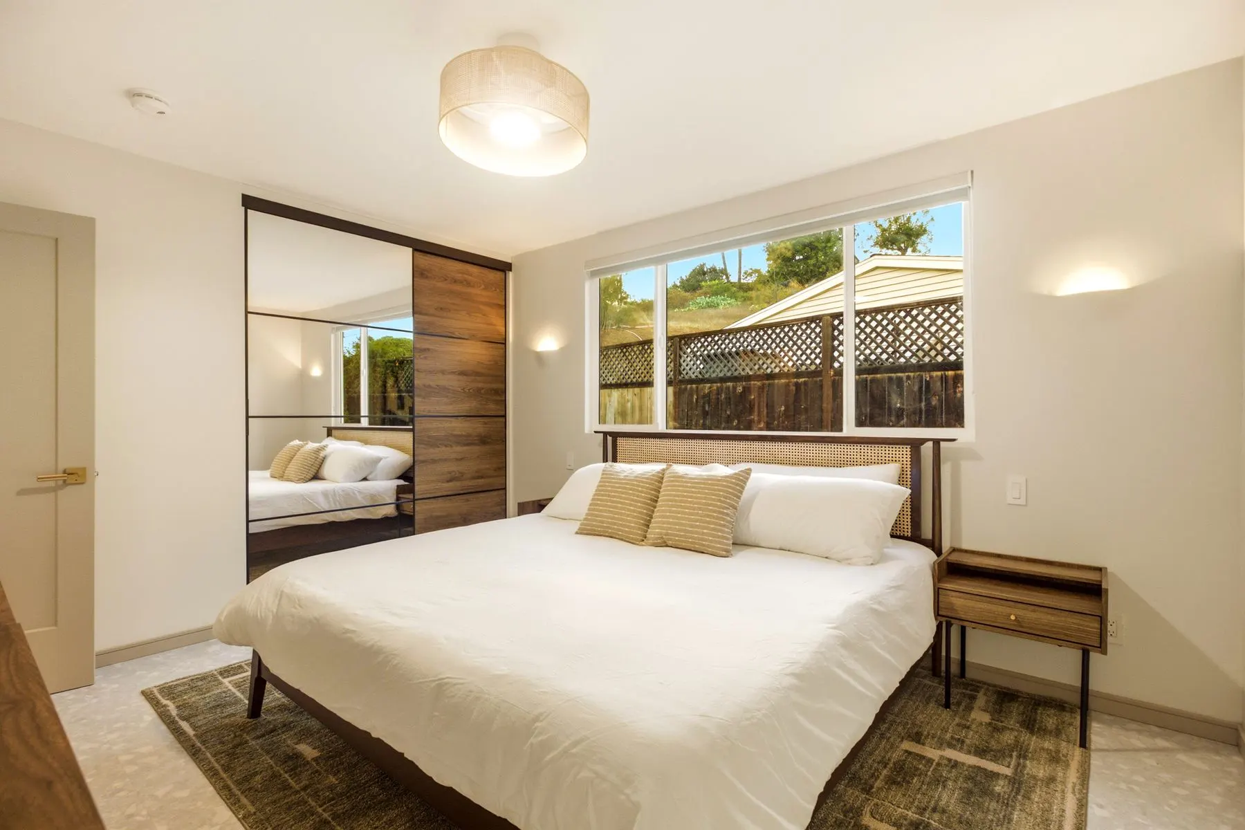Primary suite with king bed